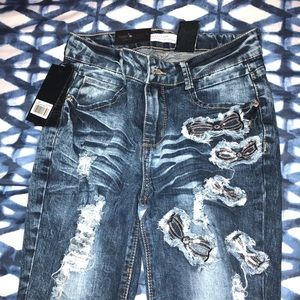 butt lift jeans. size 7.